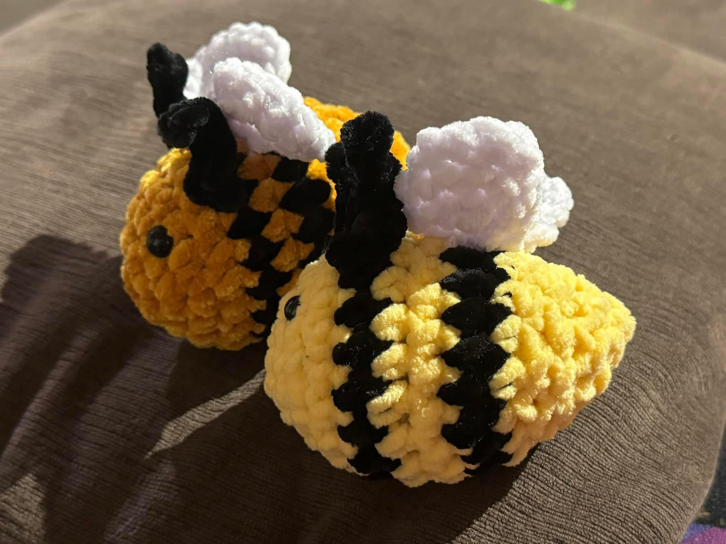 Medium Bumblebee
