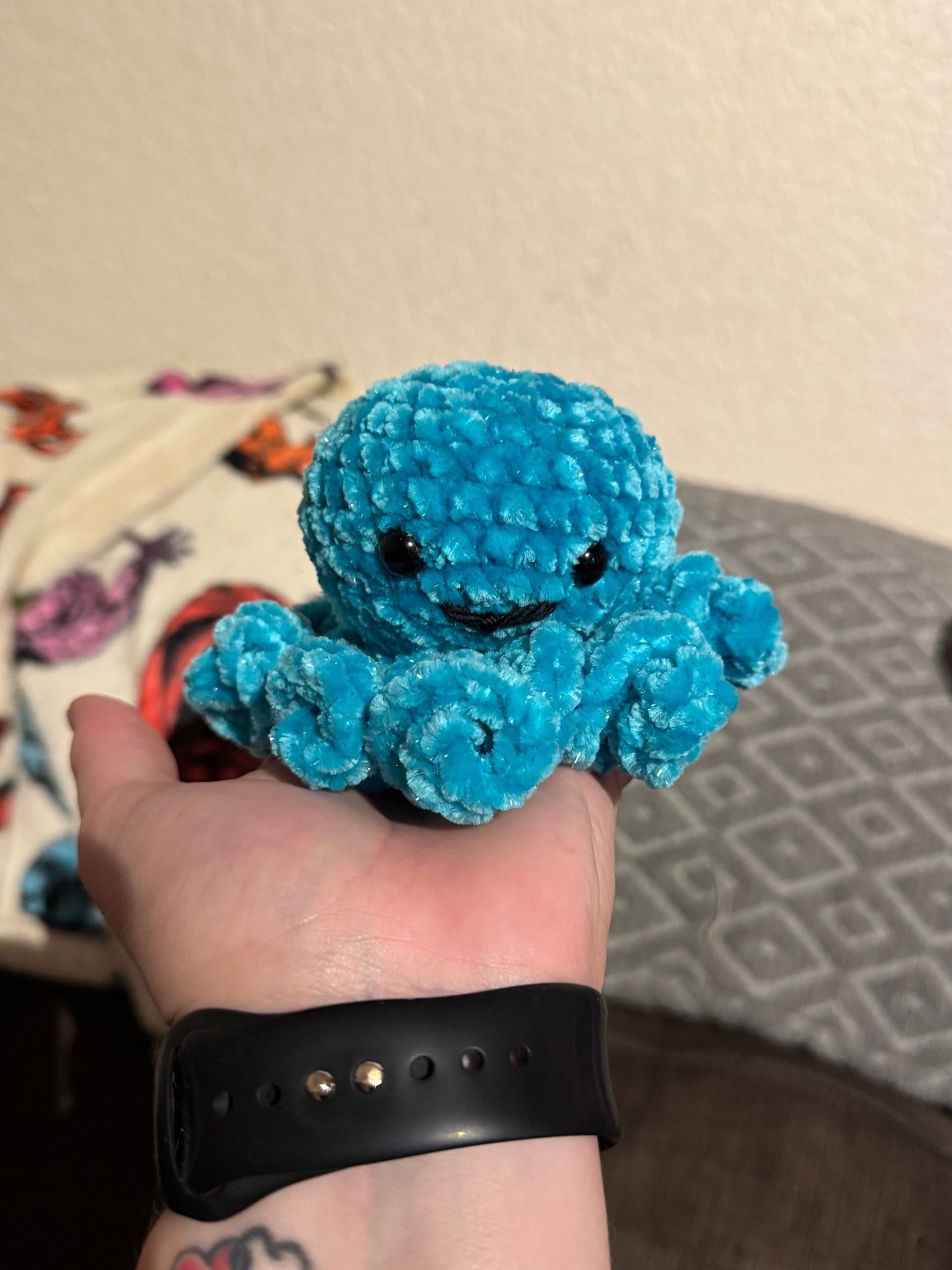 Plush Octopus (Medium)