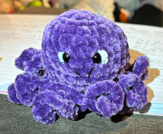Plush Octopus (Medium)